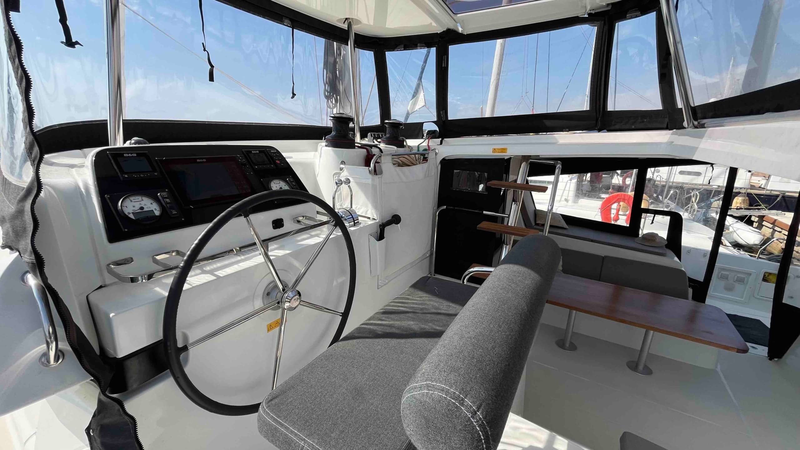 Lagoon 42 12