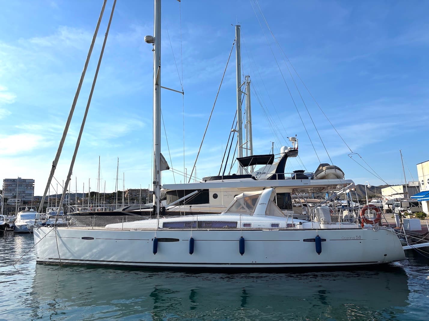 BENETEAU OCEANIS 58