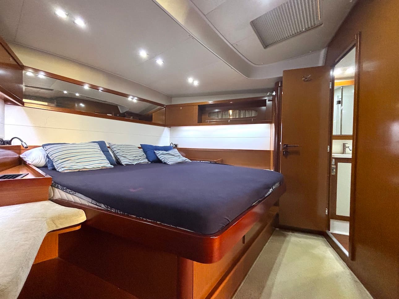 BENETEAU OCEANIS 58 17