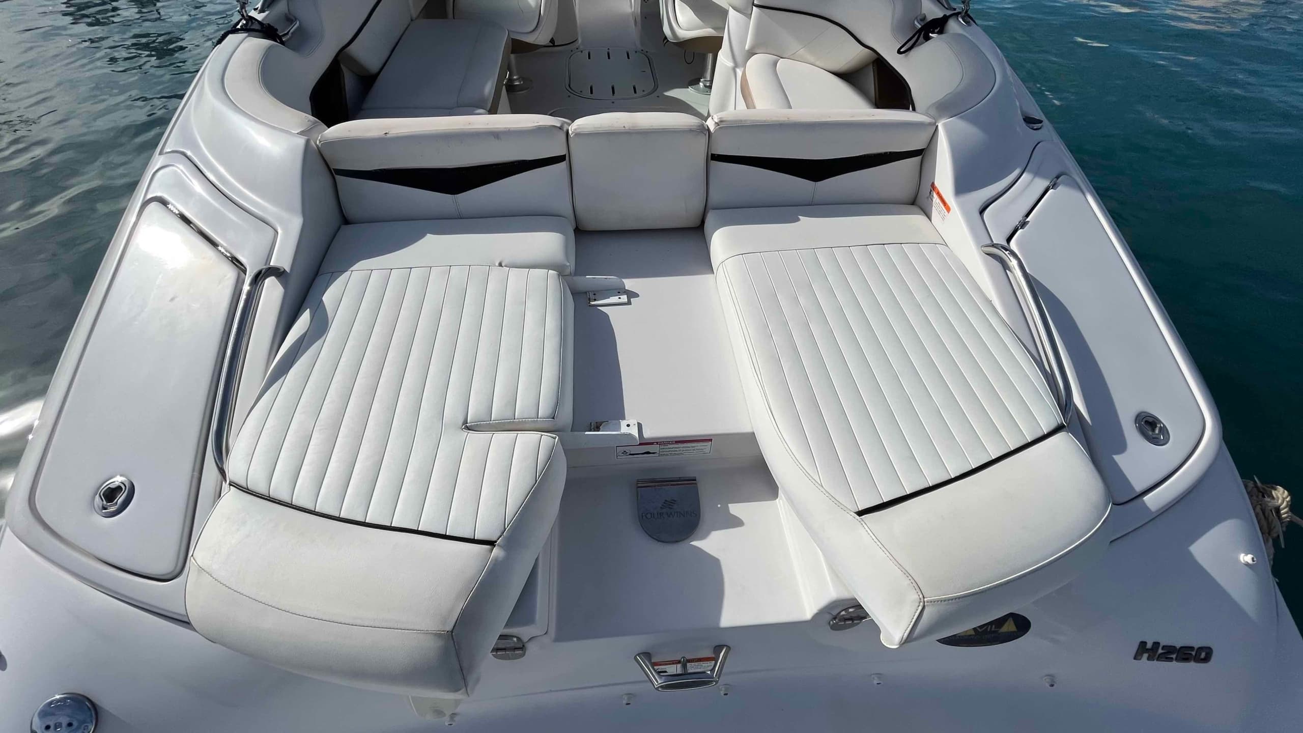 Four Winns Horizon 260 6