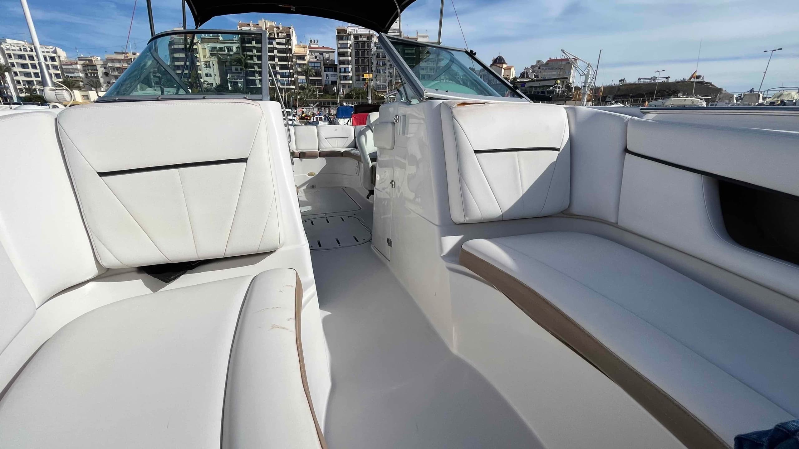 Four Winns Horizon 260 9