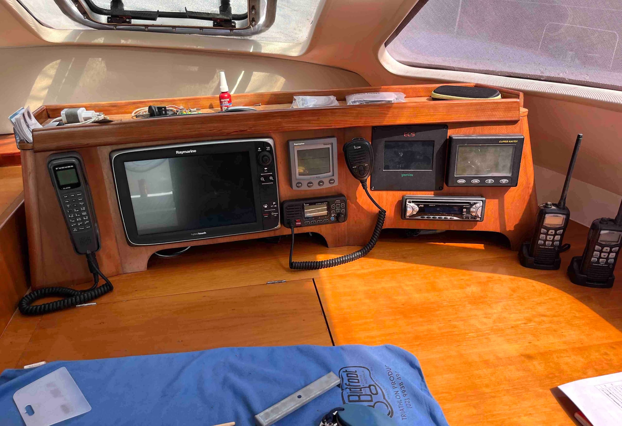 CATANA 471 19