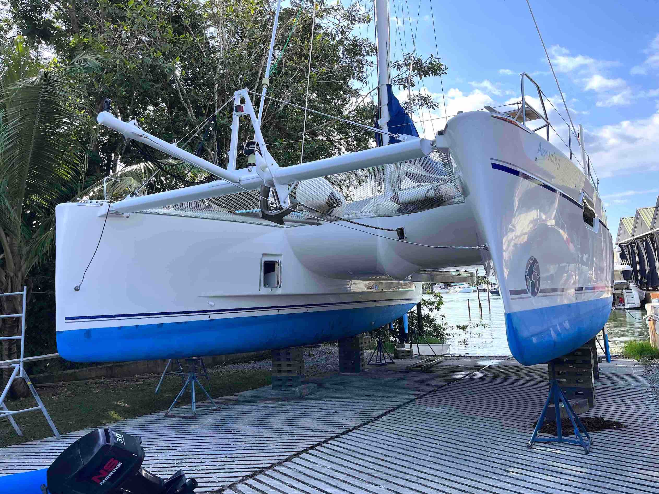 CATANA 471 28