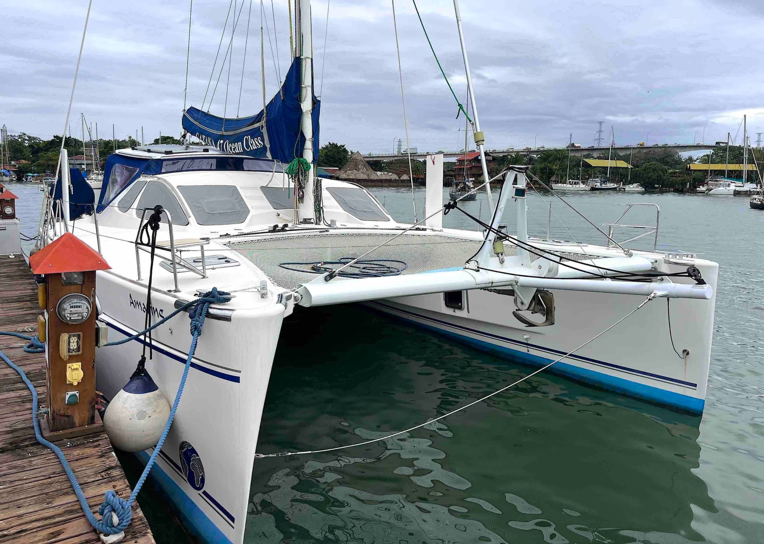 CATANA 471 3