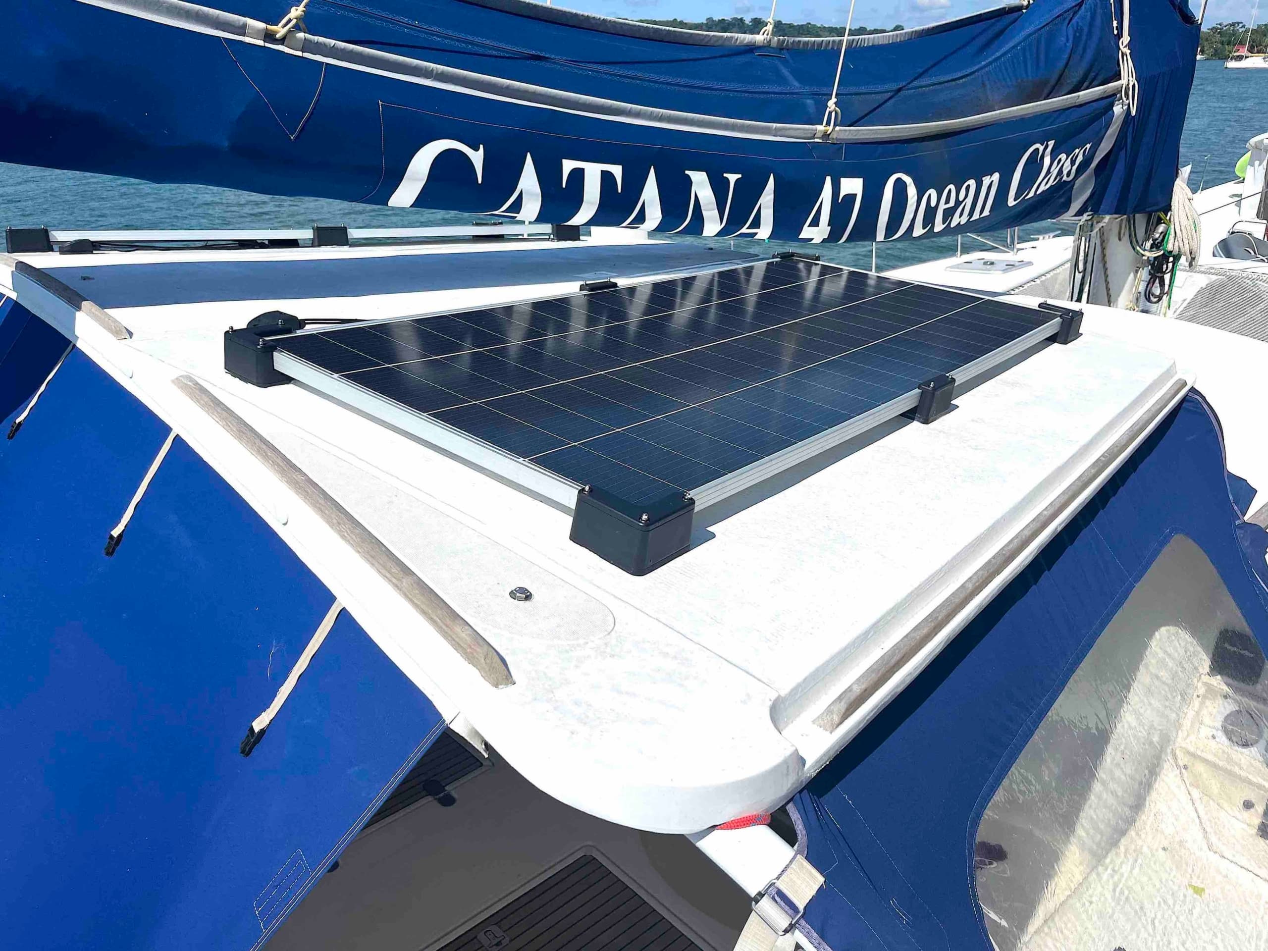 CATANA 471 9