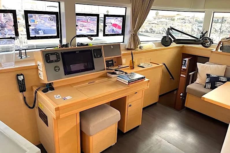 Lagoon 52 S 8