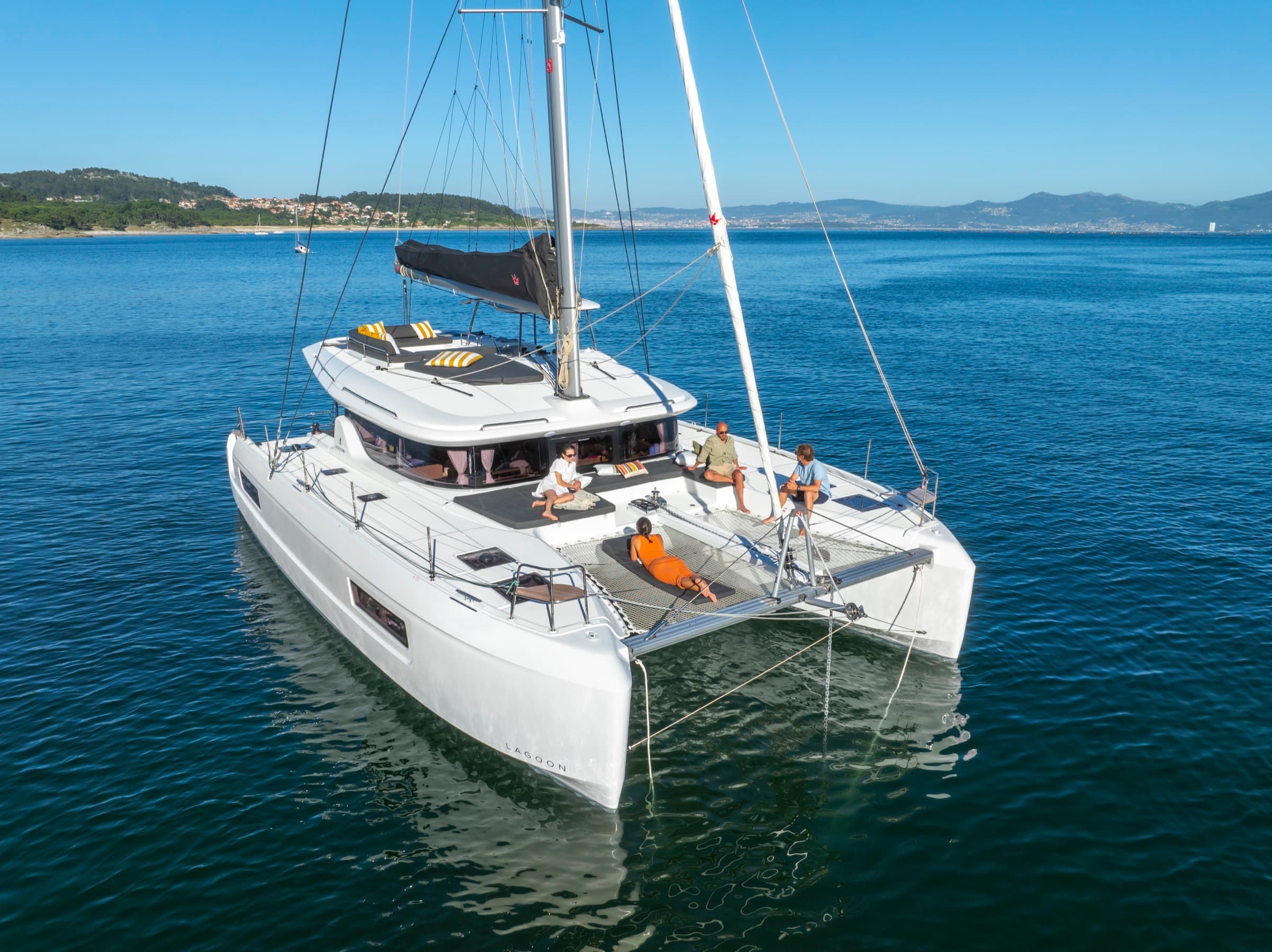 Lagoon 43 — unidad en stock